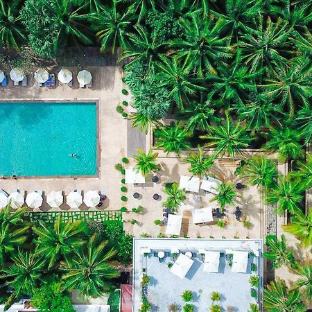 The Privilege Floor By Lotus Blanc Siem Reap Exterior photo